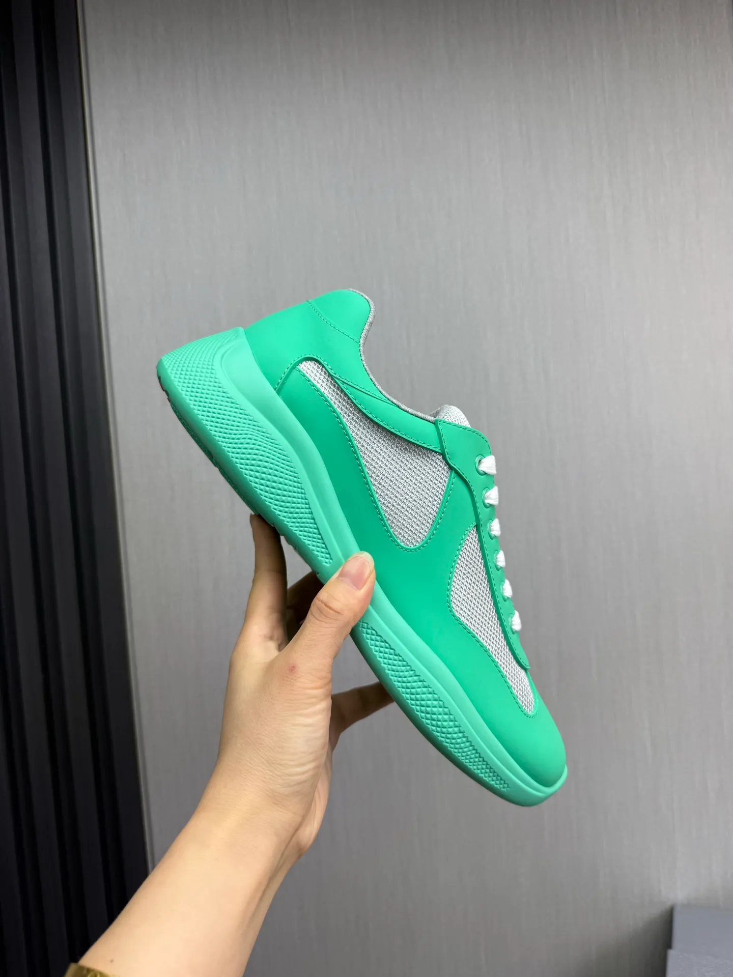 Men's shoes 640💰 [PRADA] Hot selling items🔥Must be recommended every day~~ Official website synchronized, 1:1 high quality shipments✔️ Imported cowhide fabric, rubber material + cowhide lining, original bottom, high-end airplane box packaging🎁 38-45 (38.45 custom-made, non-returnable)